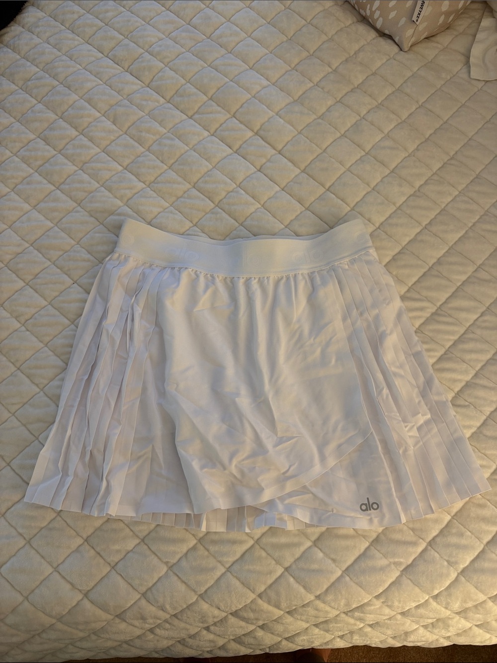 ALO Yoga White Pleated Skirt
